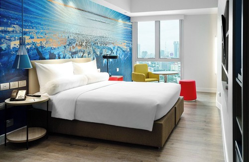 Socorro Hotel | Ibis Styles Manila Araneta City