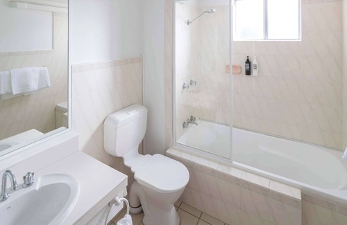 Orange East Hotel | ibis Styles Orange