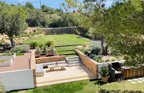 Santa Eulalia del Rio Villa | Ibiza luxury villa - exquisite contemporary lifestyle close to hot spots.