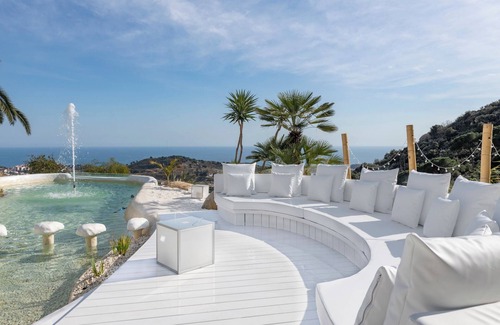 Mas Ram Villa | 'Ibiza Style Barcelona Villa' with Sea View, Pool & Wi-Fi