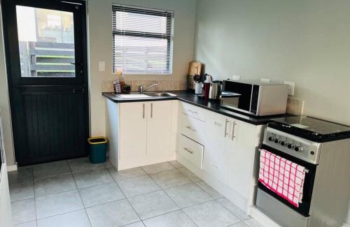Kidd's Beach Apartment | Ice Holiday Home