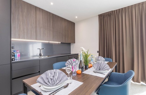 Lugano Apartment | Icon H 401 Suite Business