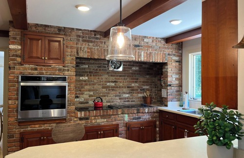 Mystic - New London House | Iconic Charming Estate Overlooking Cove with Water Access in Peaceful Stonington