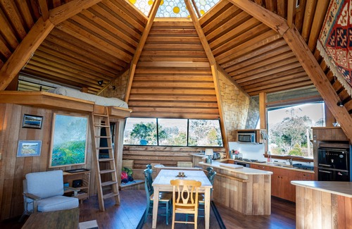Bolinas House | Iconic Mushroom House. Ocean Views, Walk to Beach and Sauna!