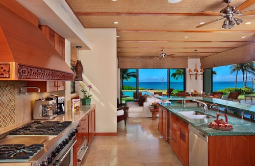 Wailea House | ICONIC OCEANFRONT ESTATE IN WONDERFUL WAILEA, MAUI!