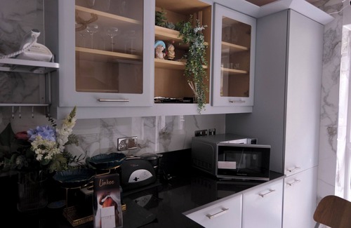 Faraday House | Iconic Room Stay near London Eye & Big Ben (Tina Guest House)
