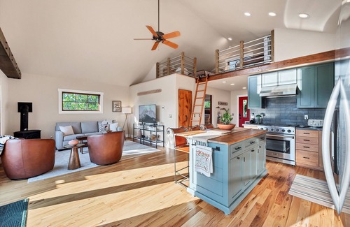 Idaho Springs Cabin | Idaho Springs Dream Cabin – Cozy Seclusion with Gorgeous Mountain Backdrop