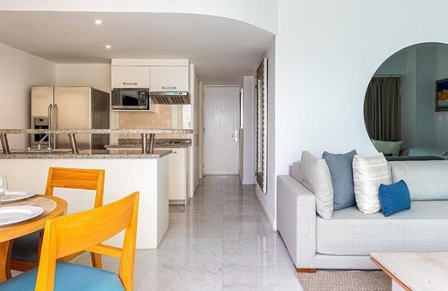 Marina Mazatlan Hotel | Ideal 1BR Condo w Near Cerritos Beach for Romantic Getaway