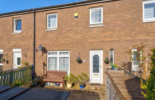 East End House | Ideal 3 Bed Home In Glasgow City With Free Parking