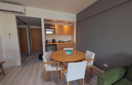 La Lonja Apartment | iDeal Concord Pilar Aparts