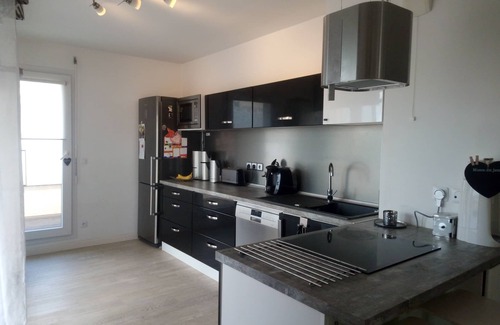 Bussy-Saint-Georges Condo | Ideal Family apartment/15 min from Paris Disneyland.