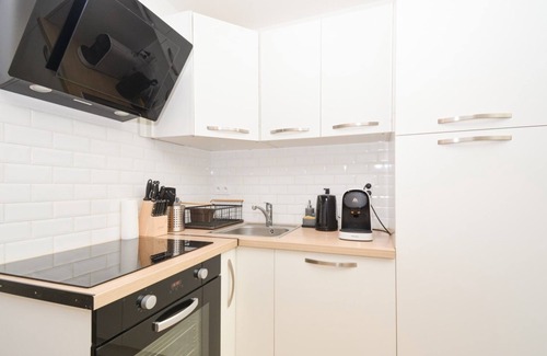 Old Town Apartment | Ideal family/pro*Center*WiFi*Netflix*A/C