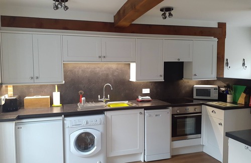 Upper Dicker Cottage | Ideal for couples or families, a country retreat close to the coast & Lewes