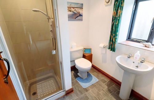 Cauldon Low Cottage | Ideal for families or friends alike with easy access to many attractions which make for fun days out