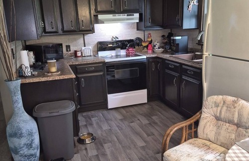 Mansfield House | Ideal for traveling professionals. Private 2-bedroom home in peaceful Mansfield.