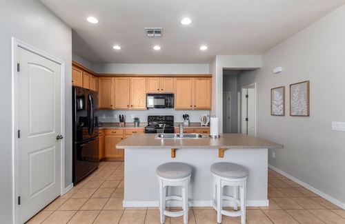 Power Ranch House | IDEAL LOCATION Siding a Park and Near Community Pools & Golf Course!