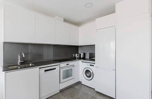 Palma-Palmilla Apartment | Ideal Martiricos - La Roca 1BR w/Doorman, nr Dining, by Blueground