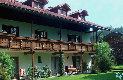 Drachselsried Apartment | Ideale Ferienwohnung für einen Urlaub mit Freunden oder Großfamilie