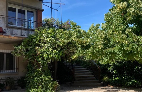 Beaucaire House | Ideally located, charming house completely renovated with garden of 1600 m2
