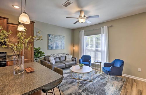 Tallahassee Condo | Ideally Located & Elegant Condo w/Balcony!