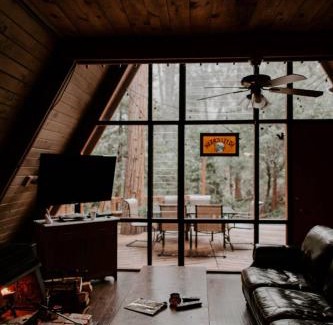 Idyllwild House | Idyllcreek From Sunset Mag - Hottubwalk To Town!