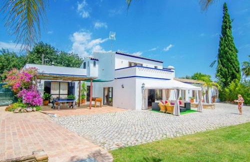 Cerro do Mocho House | Idyllic Farm House Amazing Landscap Sea View