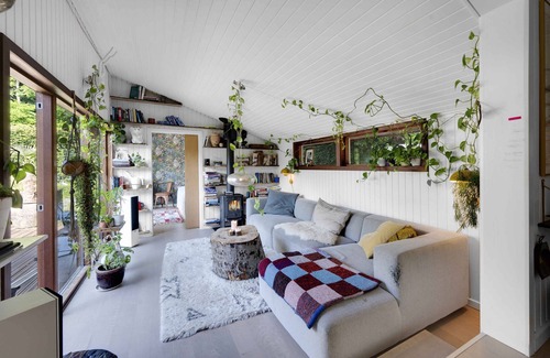 Lystrup House | Idyllic forest-fringed holiday home by the beach