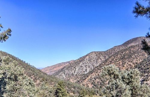 Pine Mountain Club House | Idyllic Frazier Park Cabin Views, Pool Table