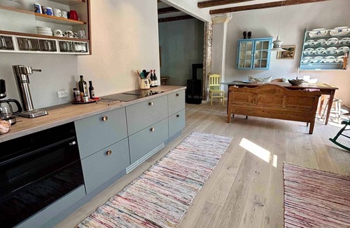 Sandvig House | Idyllic house by Hammersø and the Opal Lake