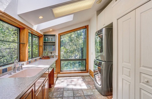 Shasta County House | Idyllic Whitmore Retreat w/On-Site Pond!