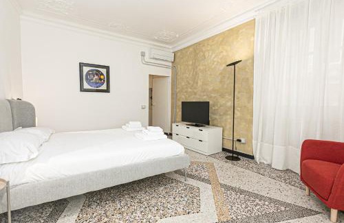 Genoa Historical Centre Apartment | iFlat Historical Luxury Apartment San Luca 11 A