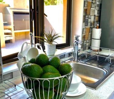 Hammanskraal Cabin | iKhaya LamaDube Game Lodge