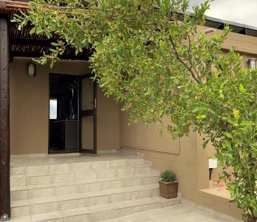 Hammanskraal Cabin | iKhaya LamaDube Game Lodge