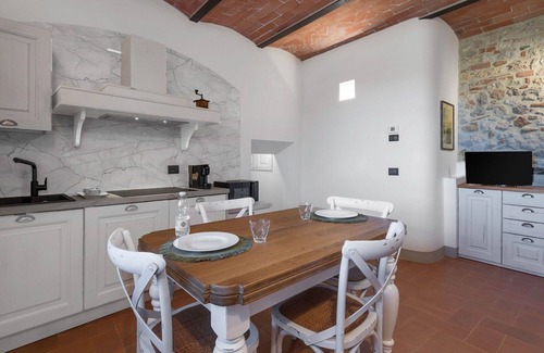 Monteriggioni Apartment | Il Borgo, Borgo Campassini, Monteriggioni