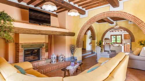 Montepulciano Villa | Il Casale Di Manuele 12, Emma Villas