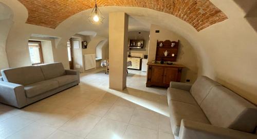 Boves Apartment | Il cortile
