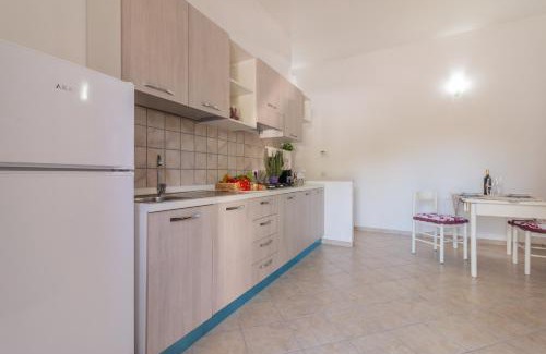 Sutri Apartment | - IL DICIOTTESIMO SOLE