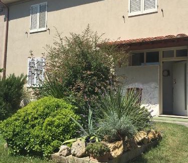 Montopoli in Val d'Arno Villa | Il Girasole