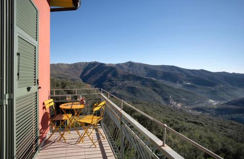 Lucinasco House | Il nido tra gli ulivi