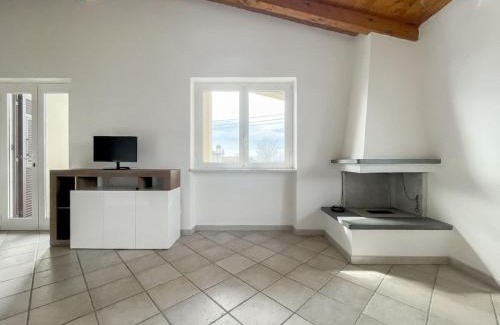 Capanne-Prato-Cinquale Boat Rental | Il Pettirosso Comfortable holiday residence