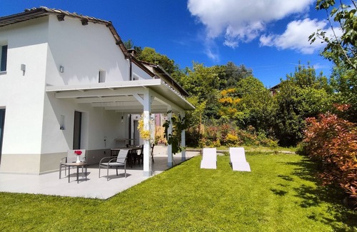 Castelletto Merli Apartment | Il Portico nel Monferrato - Apartment with a view in a country house