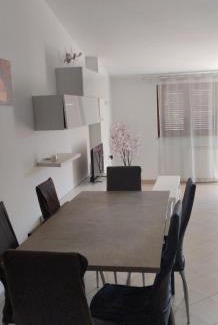 Castel di Leva Apartment | -Il rifugio dei viaggiatori -