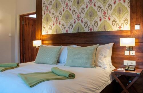 Victoria Falls Hotel | Ilala Lodge Hotel