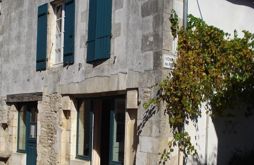 Saint-Martin-de-Re House | Ile de Ré family house near the Port of Saint Martin from 2 to 9 people