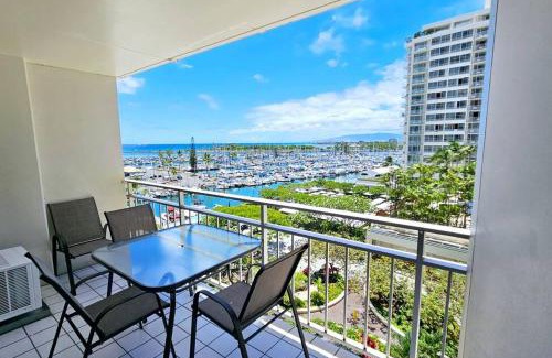 Waikiki Apartment | Ilikai Hotel Condo with Kitchen and Ocean View