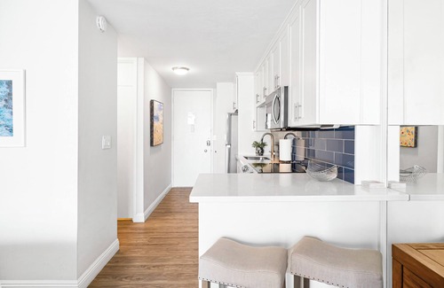 Waikiki Apartment | Ilikai Marina Vacations