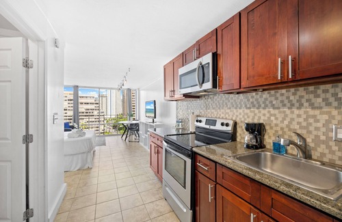 Waikiki Apartment | Ilikai Marina Vacations