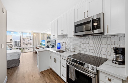 Waikiki Apartment | Ilikai Marina Vacations