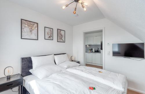 Voehringen Apartment | Iller Homes - 5 x Moderne Fewos je 1bis2 oder 1bis4 Pers mit Küche u Balkon - Parkplätze vorhanden