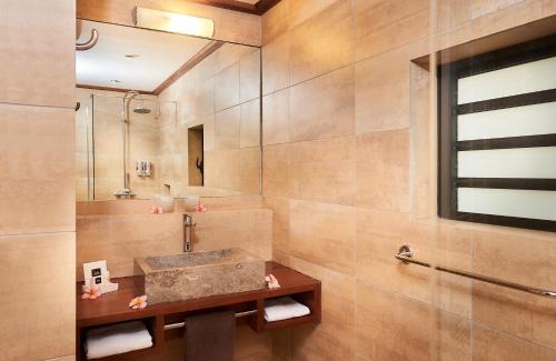 Saint-Leu Hotel | Iloha Seaview Hotel